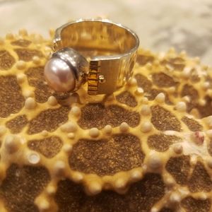 Silpada 2 tone pink pearl ring